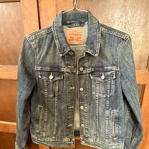 Gently worn Levt Strauss jean jacket